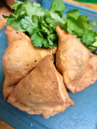 Samosa with potato and peas